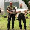 Zwei der Jungtiere, die Hans-Joachim Mayer (links) bei dem „Bock-Tausch“ gleich auch mit aus dem Zoo mitgenommen hat.