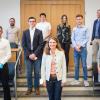 Im Bild (von links): Erik von Malottki, Johannes Lehrmann, Micah Pattusch, Felix Röder, Sabine Sitter, Johanna Krebs, Tim Theobald, Matthias Widmer und Viktoria Scheb.