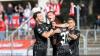 Jubelt über seinen ersten Ligatreffer für die Kickers: Marvin Pourié (Zweiter von links) mit Mirnes Pepic, Ryan Adigo und Alexander Lungwitz (von links).
