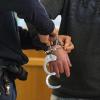 Ein wegen versuchten Totschlags Angeklagter 41-Jähriger (Symbolbild) muss drei Jahre hinter Gitter, so das Urteil der 1. Großen Strafkammer des Landgerichts Schweinfurt. Das Verfahren  hatte sich seit Februar hingezogen, da es nicht möglich war, die Zeugen jener Tatnacht tatsächlich in den Zeugenstand zu bekommen.  