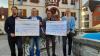 Sie freuen sich über insgesamt 3700 Euro an Spenden, mit denen sowohl die Arbeit der Musikschule als auch der Förderverein Volkacher Blasorchester unterstützt wird: (von links) Musikschulleiter Philipp Klinger,Bürgermeister Heiko Bäuerlein, Tourismus-Chef Marco Maiberger und die Vorsitzende des Fördervereins, Stefanie Freibott.