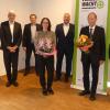 Wachwechsel an der Spitze der unterfränkischen Verkehrswacht (von links): Adi Schön, Vorsitzender der Verkehrswacht Schweinfurt, Wolfgang Gerstberger, Vizepräsident der Landesverkehrswacht, Landesgeschäftsführer Manfred Raubold, Diana Ruppert, Geschäftsführerin der Verkehrswacht Schweinfurt, der neue Bezirksvorsitzende Reiner Mader, Amtsvorgänger Dieter Aufderhaar sowie Eugen Ehmann, Regierungspräsident von Unterfranken.