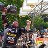 Sebastian Kraus aus Holzhausen beim Monster Tumbler: 90 Kilogramm mit einem Arm strecken.