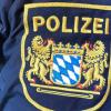Unbekannte Personen verunstalteten die Bad Königshöfer Rathaustreppe und das Spielhaus in Ipthausen mit schwarzer Farbe. Die Polizei (Symbolbild) sucht nun Zeugen.