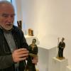 Pater Meinrad Dufner half beim Aufbau der Krippenausstellung im KUK. Pater Meinrad Dufner half beim Aufbau der Krippenausstellung im KUK.