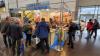 Besucher am Stand des "Lieblichen Taubertals" auf der "Touristik und Caravaning" in Leipzig: Der Tourismusverband schaut positiv auf die Messe zurück und hofft auf ein gutes Tourismusjahr 2022.
