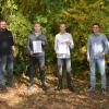 Zwei Absolventen der Dr.-Georg-Schäfer-Schule erhielten den Bayerischen Staatspreis (von links): OStR Aldo Lütgenau, Sebastian Kiesel, Andreas Wachter, Julian Berlenz, Ausbilder Marius Ludwig (RWP) und Schulleiter Matthias Paul.