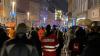 Rund 600 Menschen waren am 12. Dezember bei einem "Spaziergang" durch Schweinfurt dabei und protestierten unter anderem gegen eine Impflicht.