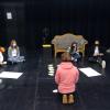 Die Schülerinnen und Schüler des Basisfachs Französisch mit Friederike Faust vom Jungen Theater der Frankenfestspiele Röttingen.
