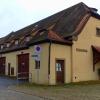 Bis zum Bau des neuen Feuerwehrhauses residiert die Schwebheimer Feuerwehr in unmittelbarer Nähe zum Rathaus und zu den Schlossscheunen.