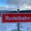 Noch keine guten Bedingungen zum Rodeln herrschten an Dreikönig am Feuerberg. Nachdem nun Schneefälle eingesetzt haben, hat sich die Situation für Schlittenfahrer in der Rhön verbessert. 