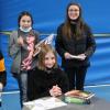 Siegerin beim Vorlesewettbewerb der Mittelschule Gerolzhofen wurde Dorothea Neeb (sitzend), umgeben von den Klassensiegern.