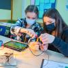 Am Wirsberg-Gymnasium wurde ein interaktives Projekt zu erneuerbaren Energien mit Unterstützung der Initiative junge Forscher e. V. durchgeführt. Im Rahmen des Projektes experimentierten die Gymnasiasten zwei Tage lang, um Erkenntnisse zu den Zukunftsfragen der Energieversorgung von morgen zu erörtern. Dabei kamen Virtual Reality und der Bau eines Modelldorfes zum Einsatz. Am Wirsberg-Gymnasium wurde ein interaktives Projekt zu erneuerbaren Energien mit Unterstützung der Initiative junge Forscher e. V. durchgeführt. Im Rahmen des Projektes experimentierten die Gymnasiasten zwei Tage lang, um Erkenntnisse zu den Zukunftsfragen der Energieversorgung von morgen zu erörtern. Dabei kamen Virtual Reality und der Bau eines Modelldorfes zum Einsatz.
