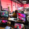 Der DGB Bayern wählte am Freitag im Würzburger Vogel Convention Center eine neue Führungsspitze. Die meisten Delegierten waren der Tagung digital zugeschaltet. Der DGB Bayern wählte am Freitag im Würzburger Vogel Convention Center eine neue Führungsspitze. Die meisten Delegierten waren der Tagung digital zugeschaltet.
