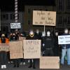 Bei der jüngsten Corona-Demonstration in Bad Königshofen trafen Gegner einer Impfpflicht und Demonstranten für das Impfen aufeinander. Die Kreis-FDP spricht sich nun in einer Stellungnahme für eine sachliche Auseinandersetzung aus.