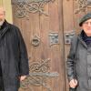 Die Pfarrer Oswald Sternagel aus Ochsenfurt (links) und Franz Schmitt aus Frickenhausen gehören der Steuerungsgruppe für den neuen pastoralen Raum Ochsenfurt an. Die Pfarrer Oswald Sternagel aus Ochsenfurt (links) und Franz Schmitt aus Frickenhausen gehören der Steuerungsgruppe für den neuen pastoralen Raum Ochsenfurt an.