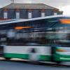 Eine Schnellbuslinie vom nordöstlichen Landkreis zur Uniklinik soll Pendlern den Umstieg auf den ÖPNV schmackhaft machen. Richtig geklappt hat das bisher allerdings nicht.
