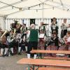 Ein Bild aus der Gegenwart: 2019 spielte der Musikverein Schwemmelsbach beim 90-jährigen Bestehen der DJK in nahezu Vollbesetzung im Festzelt auf und sorgte wie eh und je für gute Unterhaltung.