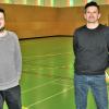 Im Kulturausschuss gaben die beiden Veranstaltungsleiter Frank Gimperlein (links) und Stefan Schäffel einen Überblick über ihren Arbeitsplatz, die Steigerwaldhalle in Wiesentheid.