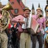 "Unterfranke müsste man sein", findet eine Zeitung aus Oberbayern. Wir können da nur zustimmend nicken – und die unterfränkischen Musikanten von "Hie un hah" einen Tusch spielen lassen. (Das Bild entstand 2019 beim Würzburger Stadtfest).