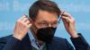 Maske jetzt weitgehend freiwillig? Bundesgesundheitsminister Karl Lauterbach (SPD) bei einer Pressekonferenz in Berlin. Ab Sonntag gilt ein geändertes Infektionsschutzgesetz - mit deutlich weniger bundesweiten Schutzregeln.