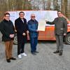 Bei der Förderbescheidübergabe (von links): Dezernent Werner Rüger, Landrat Christoph Schauder, Landtags-Vizepräsident Wolfgang Reinhart, Vorsitzender Teilnehmergemeinschaft Klaus Bethhäuser, Minister Peter Hauk, Bürgermeister Johannes Leibold.