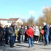 Einen Rundgang durch Wülfershausen mit dem ortskundigen Peter Götz stieß auf großes Interesse. Eingeladen hatte die neue Quartiersmanagerin Nicole Köllmer-Holl gemeinsam mit den Vorsitzenden des Frauenbunds (Ruth Koch) und des Seniorentreffs (Gitte Fenzl).