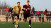 Jakob Dietl (rechts) vom FC Hopferstadt versucht, Giebelstadts Angreifer Philipp Deppisch vom Ball zu trennen. Das Hinspiel in Hopferstadt endete 1:1, im Rückspiel siegten die Gelb-Schwarzen zu Hause mit 3:1.