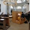 Kirchenmusikdirektorin Ingrid Kasper ließ die neue Chororgel der Stephanskirche erstmals erklingen. Kirchenmusikdirektorin Ingrid Kasper ließ die neue Chororgel der Stephanskirche erstmals erklingen.