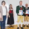 Ein viertel Jahrhundert sind Stefan Düring und  Freddy Betz aktive Musiker in Aub. Glückwünsche gab es von Bürgermeister Thomas Helbling, NBMB Kreisvorsitzende Renate Haag, 2. Vorsitzende des Musikvereins Aub Anika Betz, und Vorsitzende Katja Herbst.