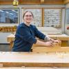 Schon seit Jahren lassen sich junge Frauen zur Holzmechanikerin ausbilden. Nach der Ausbildung stehen alle Fortbildungsmöglichkeiten offen. Schon seit Jahren lassen sich junge Frauen zur Holzmechanikerin ausbilden. Nach der Ausbildung stehen alle Fortbildungsmöglichkeiten offen.