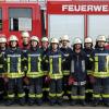 Im Bild: Gerd Endres (3. Bürgermeister), Daniel Scheller (Kreisbrandmeister), Fabian Haubenreich (Kreisbrandmeister), Holger Hellert (Lindacher Kommandant), Andre Leixner (Stammheimer stellv. Kommandant), Christian Hogen (Stammheimer Kommandant), Stefan Hauck (Kreisbrandmeister) mit den Teilnehmern.