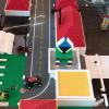 Von den Kindern selbst geplante Stadt aus Klemmbausteinen.