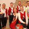 Jung, engagiert und motiviert: Das neue Führungsteam der Winzerkapelle Rödelsee freut sich auf die gemeinsame Vereinsarbeit (von links):  Tobias Grubert, Andreas Wandler, Wolfgang Bayer, Damaris Heß, Dominik Schilling, Tobias Wandler und Steffen Bommersheim.