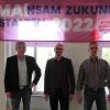 Gemeinsam Zukunft gestalten. Die DGB-Kundgebung  zum 1.  Mai fand diesmal im Alten Amtshaus in Bad Neustadt statt. Die Redner waren (von links): Günter Stäblein  Reiner Gehring und Matthias Ziegler.
