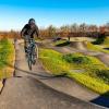 Ein Radfahrer im Bikepark: Eine Highlight-Veranstaltung zum Schwerpunktthema "E-Bike-Region" ist das Kennenlern-Event im Bikepark Hundheim-Steinbach am Sonntag, 29. Mai.