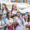 Am Dienstag war Prinzessinnentag auf dem Weindorf in Würzburg. Rund 20 Weinhoheiten aus ganz Franken und die Fränkische Spargelkönigin waren zu Gast.