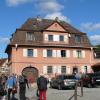 7000 Besucher zog 2017 der Aktionstag "Zukunft Altort" nach Burgsinn. Das damals noch marode "alte Polizeihaus" zeigt sich mittlerweile im neuen Glanz, was beweist, dass Altsanierung durch engagierte Bürger gelingen kann.