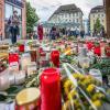 Das Siegerbild in der Kategorie "Pressefoto des Jahres 2021" von Patty Varasano zeigt die Gedenkstätte für die Opfer der Messerattacke vor dem Würzburger Woolworth. Das Siegerbild in der Kategorie "Pressefoto des Jahres 2021" von Patty Varasano zeigt die Gedenkstätte für die Opfer der Messerattacke vor dem Würzburger Woolworth.