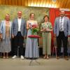 Erlebten eine gelungene Verabschiedung von Hanna I.: (von links) Albin Solf (Vorsitzender des Vereins "Heimat & Wein"), Heike Schenk, Klaus Schenk, Hanna Schenk, Bettina Bärmann (stellvertretende Landrätin), Manfred Barth (zweiter Bürgermeister) und Bernd Reitwiesner (zweiter Vorsitzender von "Heimat & Wein"). Erlebten eine gelungene Verabschiedung von Hanna I.: (von links) Albin Solf (Vorsitzender des Vereins "Heimat & Wein"), Heike Schenk, Klaus Schenk, Hanna Schenk, Bettina Bärmann (stellvertretende Landrätin), Manfred Barth (zweiter Bürgermeister) und Bernd Reitwiesner (zweiter Vorsitzender von "Heimat & Wein").