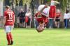 Mit einem Aufsteigerduell gegen den ASV Rimpar beginnt für die DJK Dampfach am Sonntag, 17. Juli,  die Landesliga-Saison.  Ob DJK-Torjäger Adrian Hatcher (rechts) dann erneut seinen Torjubel-Salto schlägt?