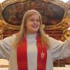 Glaube, Liebe, Hoffnung: Am Altar der Zeller Matthäuskirche, der den drei urchristlichen Themen gewidmet ist, spendete Diakonin Eva-Maria Hubmann den Segen.