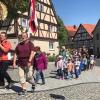 Zurückgekehrt in Hendungen, wurden die Vierzehnheiligenwallfahrer von den Kindergartenkindern empfangen und zum Abschlussgebet in die Kirche begleitet.