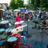 Volle Straßen und volle Plätze: Zum Gemeindejubiläum gab es erstmals das Honky Tonk in Poppenhausen. Für Stimmung sorgte hier die Band Bitter Sweet.
