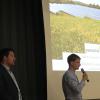 Geschäftsführer Bernd Fuchs und Projektleiter Daniel Birkmair (von links) von "Greenovative" stellten im Gemeinderat die  Planung für den "Solarpark Treinfeld vor.