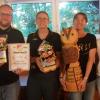Siegerehrung Liebling des Jahres 2021: (von links) Oliver Zehe, Sandra Braito (beide zweiter Platz), Sonja Schilling (erster Platz) und Anja Friedrich (Moderatorin).