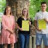 An der Gewerblichen Schule Tauberbischofsheim wurde der Scheffel-Förderpreis verliehen. An der Übergabe namen Michael Hellmuth, Katja Stephan, Lea Eck, Mykyta Malakhov und Petra Nerpel (von links) teil.