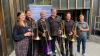Festivalleiterin Jennifer Wittmann- Müller mit den Musikern Wolfram Kuhnt, Stefan Wagner, Jörg Richter, Michael Pauker und Gastgeber Rainer Sauer.