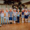 Der Kinderchor der Musikschule Hambach als Leichtmatrosen.