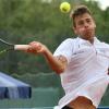 Alexander Donski kämpfte sich nach einem verlorenen ersten Satz zurück ins Spiel und gewann sein Einzel. Dennoch unterlag der TC Weiß-Blau Würzburg zum Saisonauftakt auf der heimischen Anlage an der Mergentheimer Straße dem FTC Palmengarten aus Frankfurt.